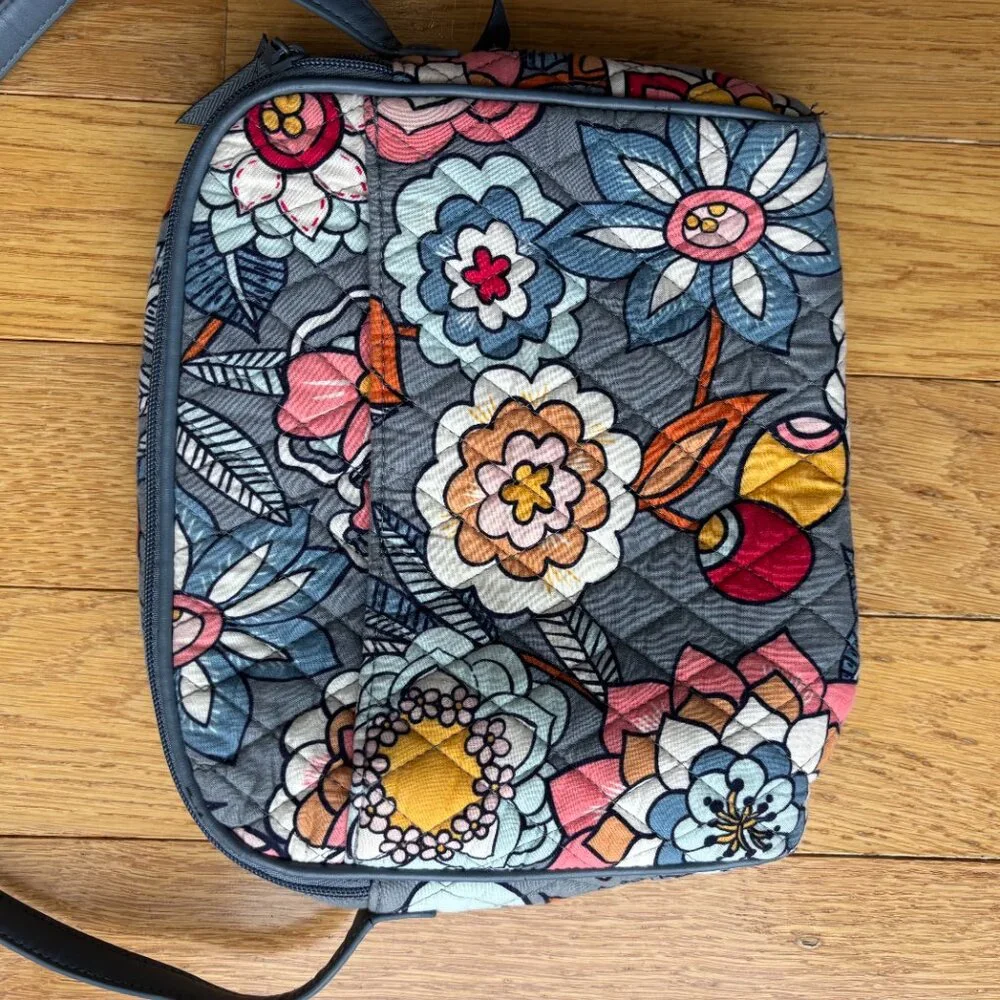 VERA BRADLEY Crossbody Bag Purse Quilted Cotton Tropical Evening